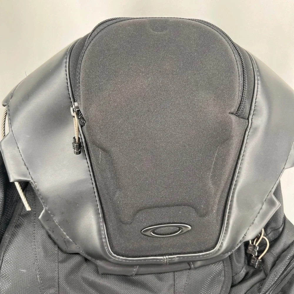 Oakley kitchen sink